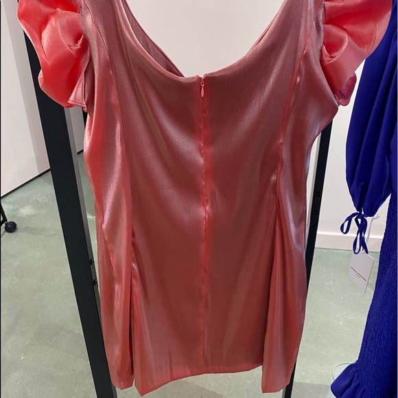 Dress - Picture 3 of 3